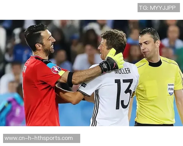 穆勒与德赖塞特尔亲密合影社交媒体上互称传奇人物 穆勒与德赖塞特尔亲密合影社交媒体上互称传奇人物