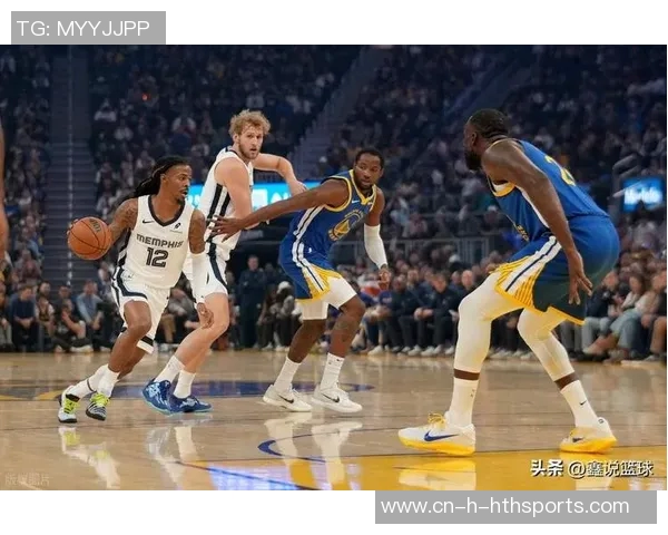 温情瞬间斯潘塞兄弟对决引发勇士灰熊球员教练球迷共鸣欢笑 温情瞬间斯潘塞兄弟对决引发勇士灰熊球员教练球迷共鸣欢笑