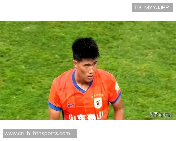 泰山小将彭啸庆祝20岁生日中超首秀成最珍贵礼物感谢韩鹏指导的信任与支持