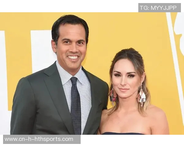 斯波透露热火球员妻子助力家庭生活孩子们周五正常上学