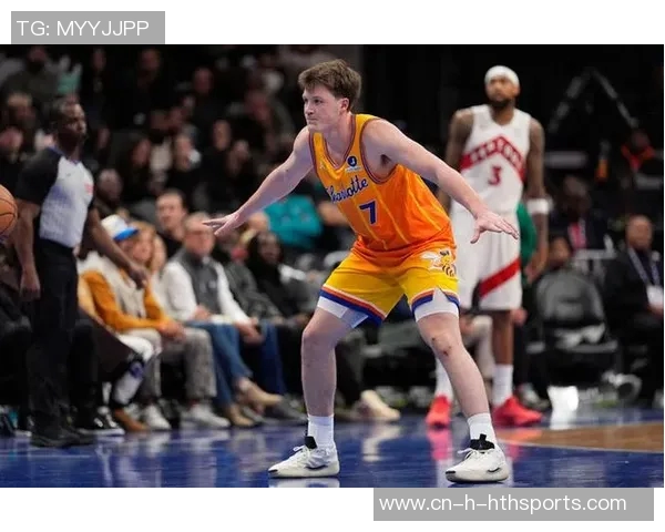 克尼佩尔三场比赛连续得分20成为本届新秀中的首位表现稳定的球员 克尼佩尔三场比赛连续得分20成为本届新秀中的首位表现稳定的球员